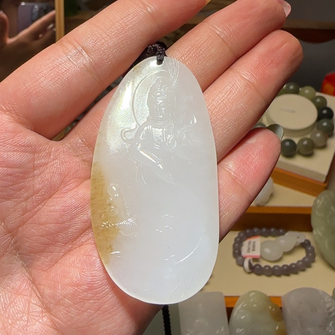颈饰未镶嵌和田玉