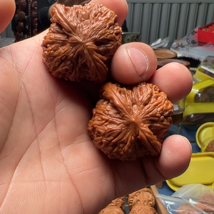 M***S文玩核桃把件全品磨盘szt