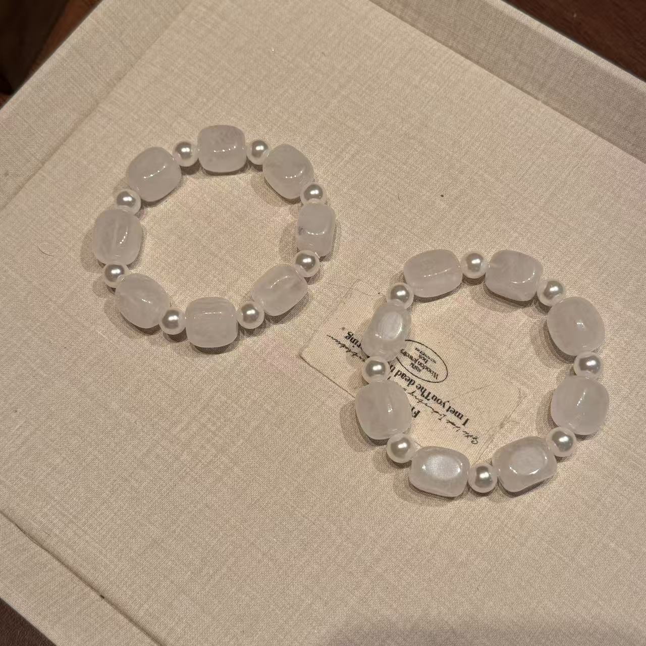 白幽灵随形水晶手串手链 多样性发其一W1089