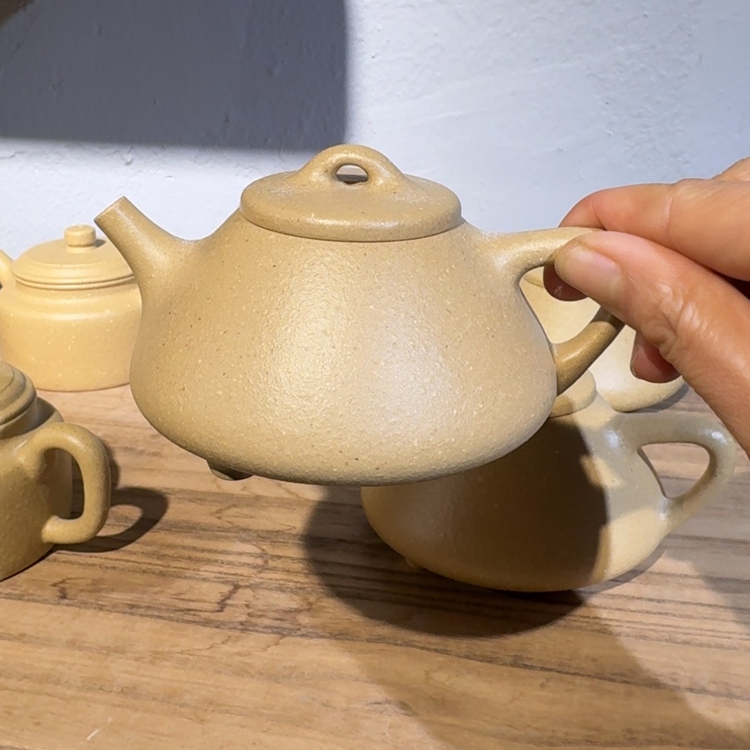 本山绿泥茶壶150毫升梨皮