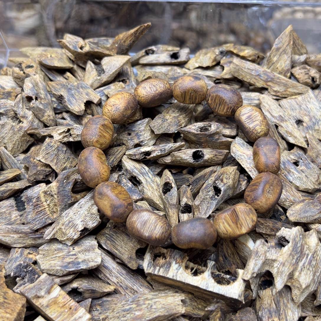 沉香碎屑沉香海南老白棋留疤单11克