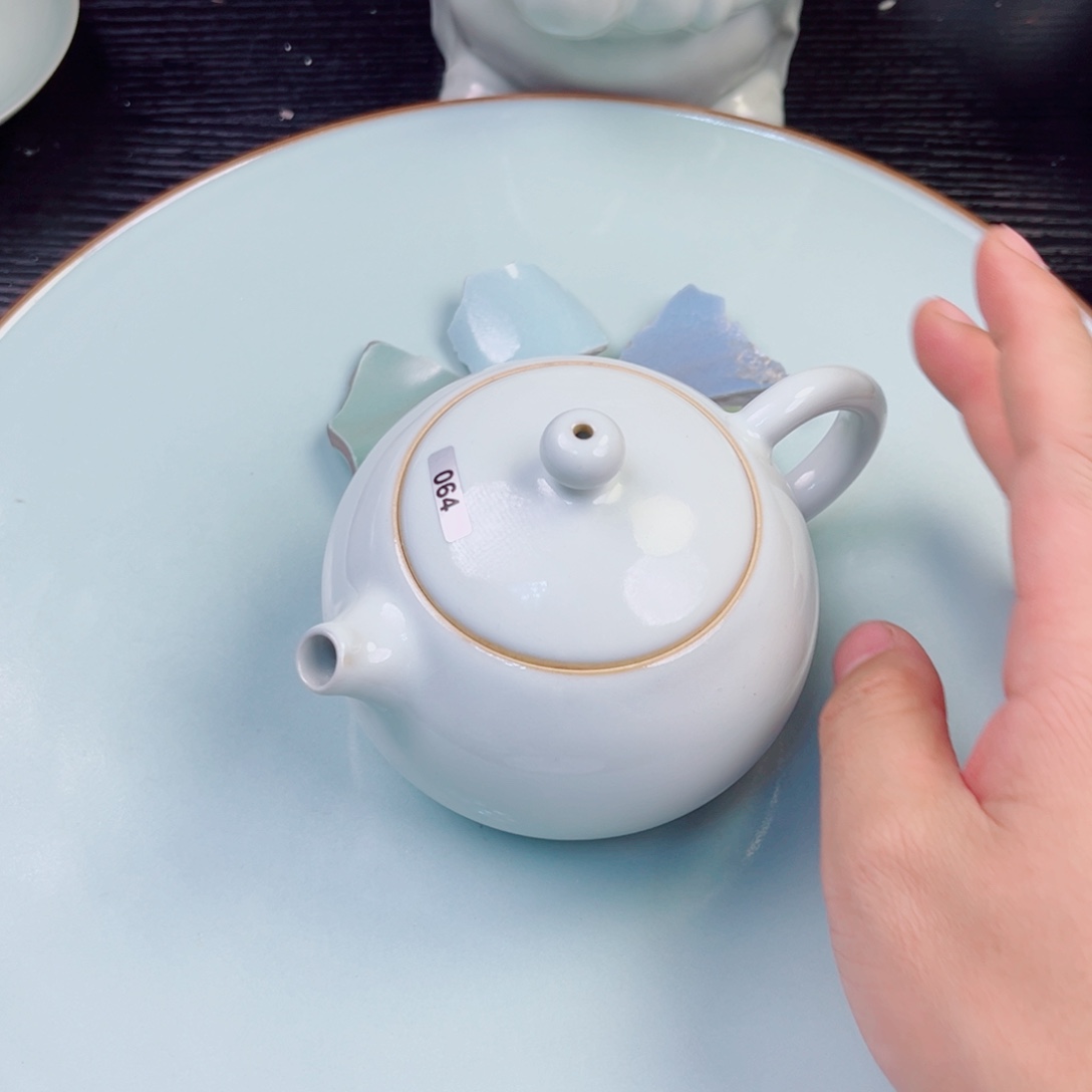 瓷片不计成本交个朋友