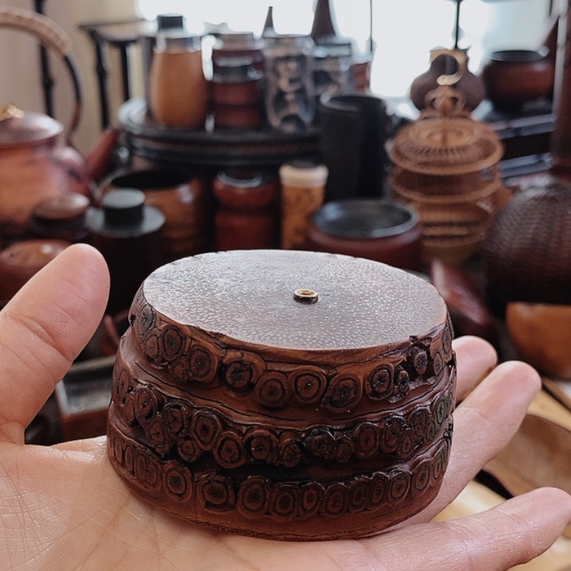 【闪购商品】老竹根香插盖置