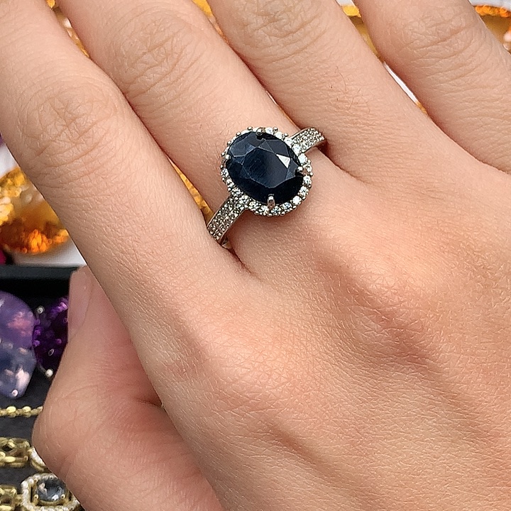 银S925镶嵌戒指蓝宝石