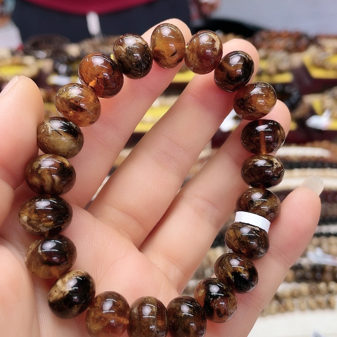 琥珀裸石未镶嵌十二70056