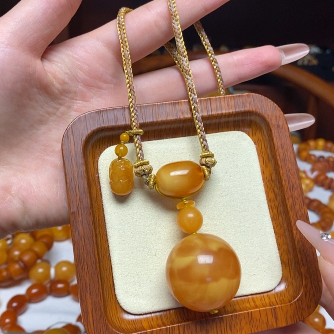 【闪购商品】蜜蜡颈饰未镶嵌项链