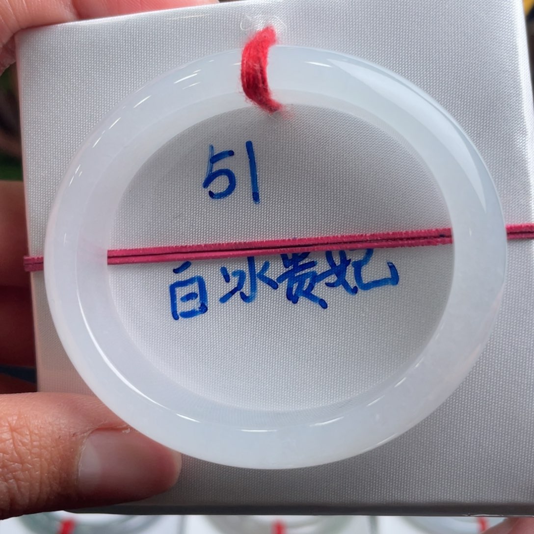 翡翠手镯未镶嵌缅甸翡翠手镯3