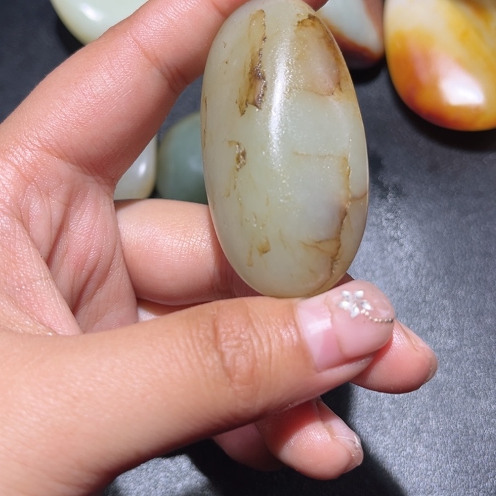 梦***魂和田玉未镶嵌珠宝奇石