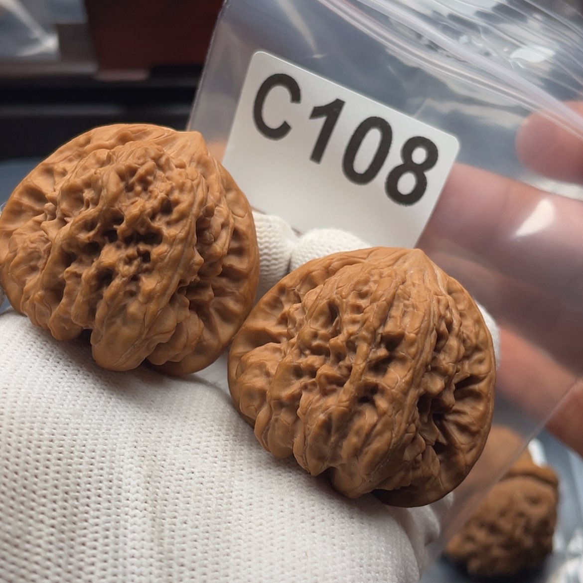 【闪购商品】文玩核桃吊坠C108全品凹底42