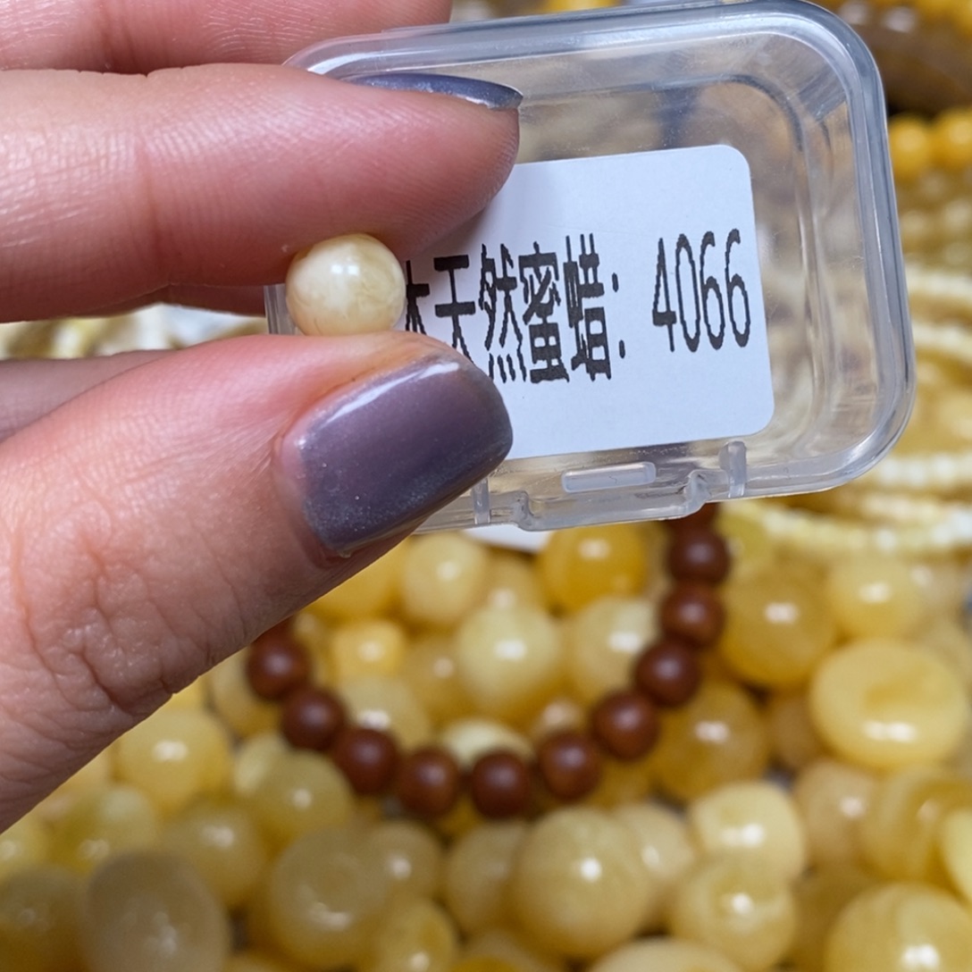 琥珀未镶嵌珠宝奇石4066