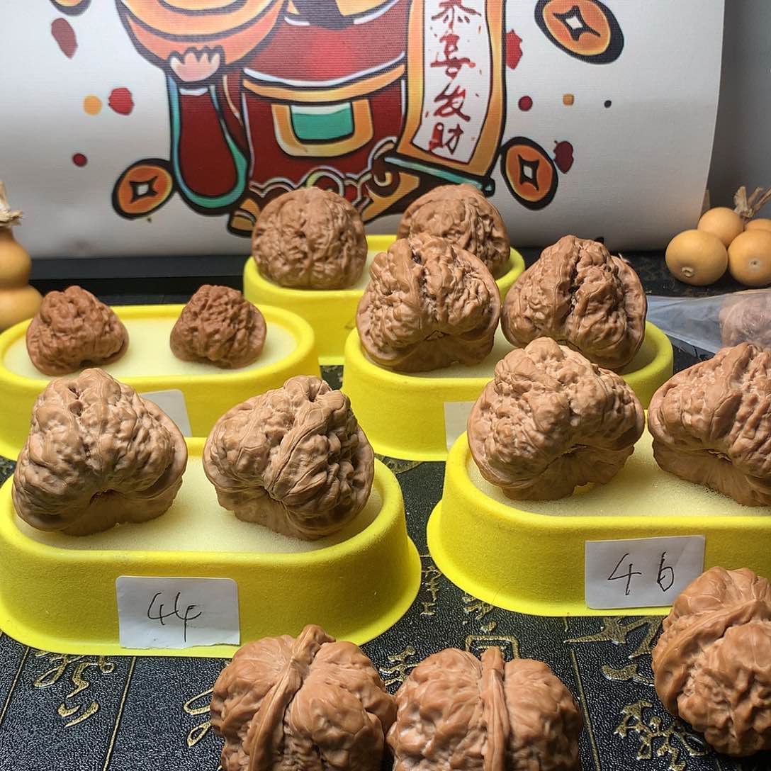 文玩核桃把件A****臣，啊渐酒空金榼健健康康
