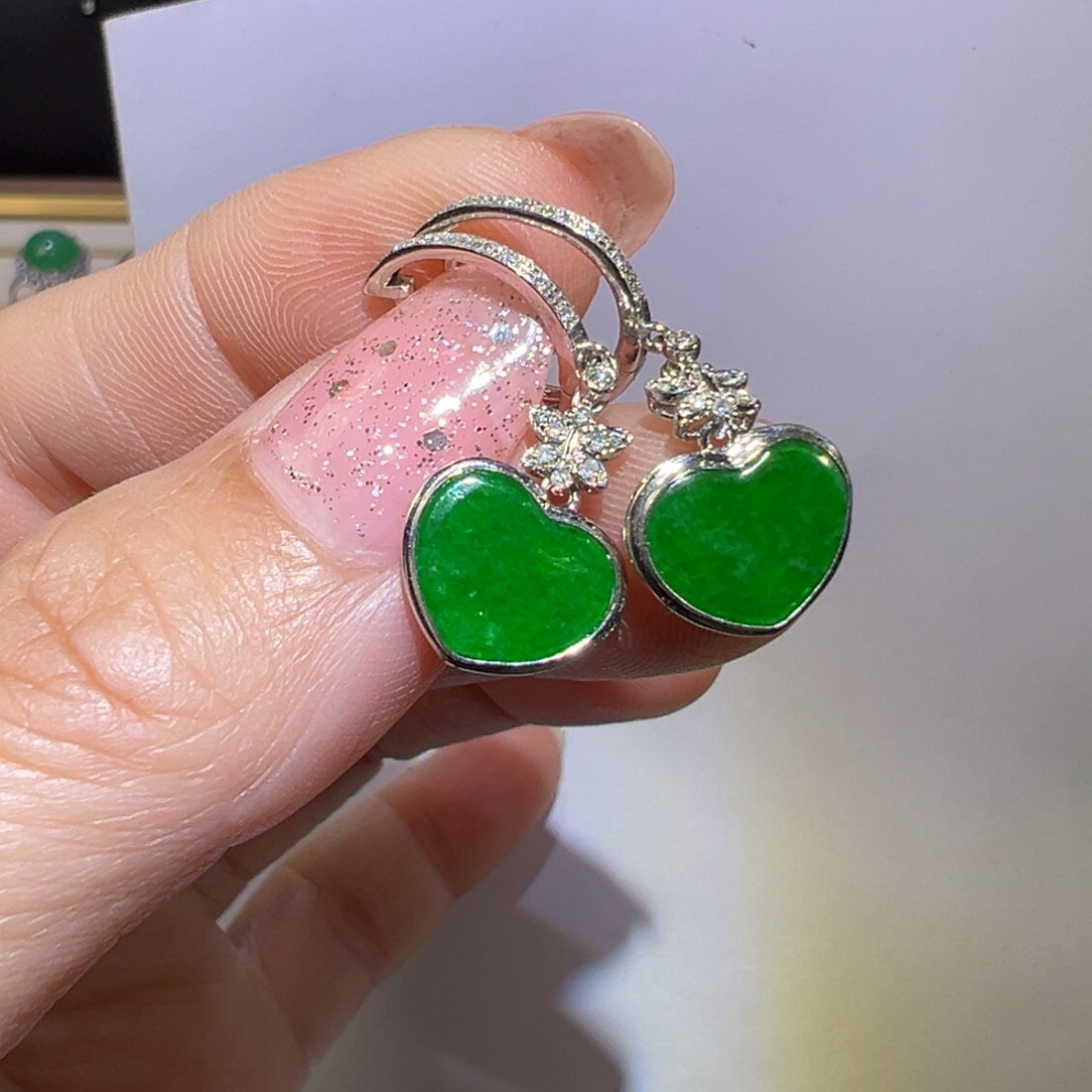 翡翠颈饰18K金镶嵌耳环