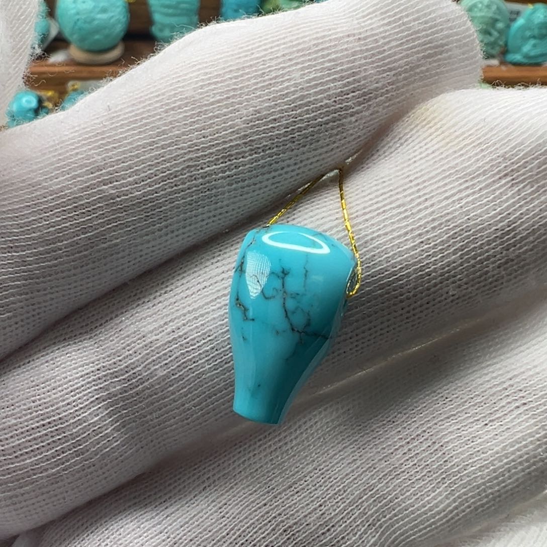 绿松石配饰未镶嵌