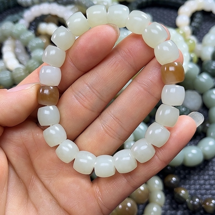 和田玉未镶嵌手链