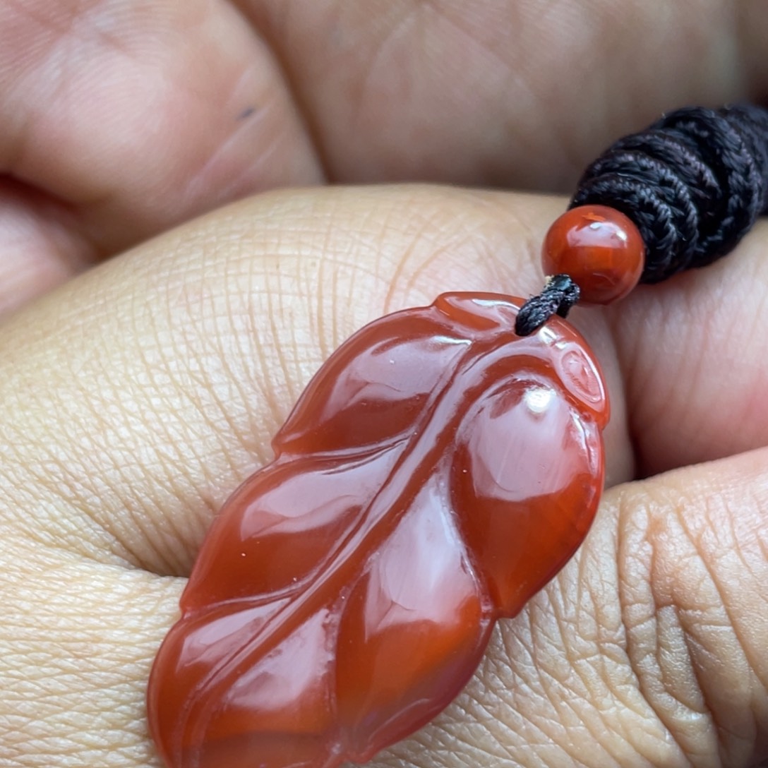 南红玛瑙颈饰未镶嵌