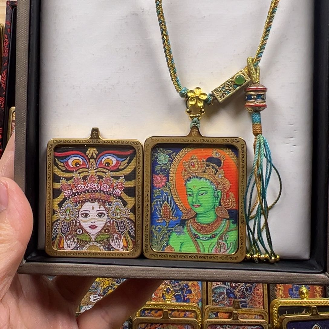 吊坠扎基拉姆绿度母双面钛钢