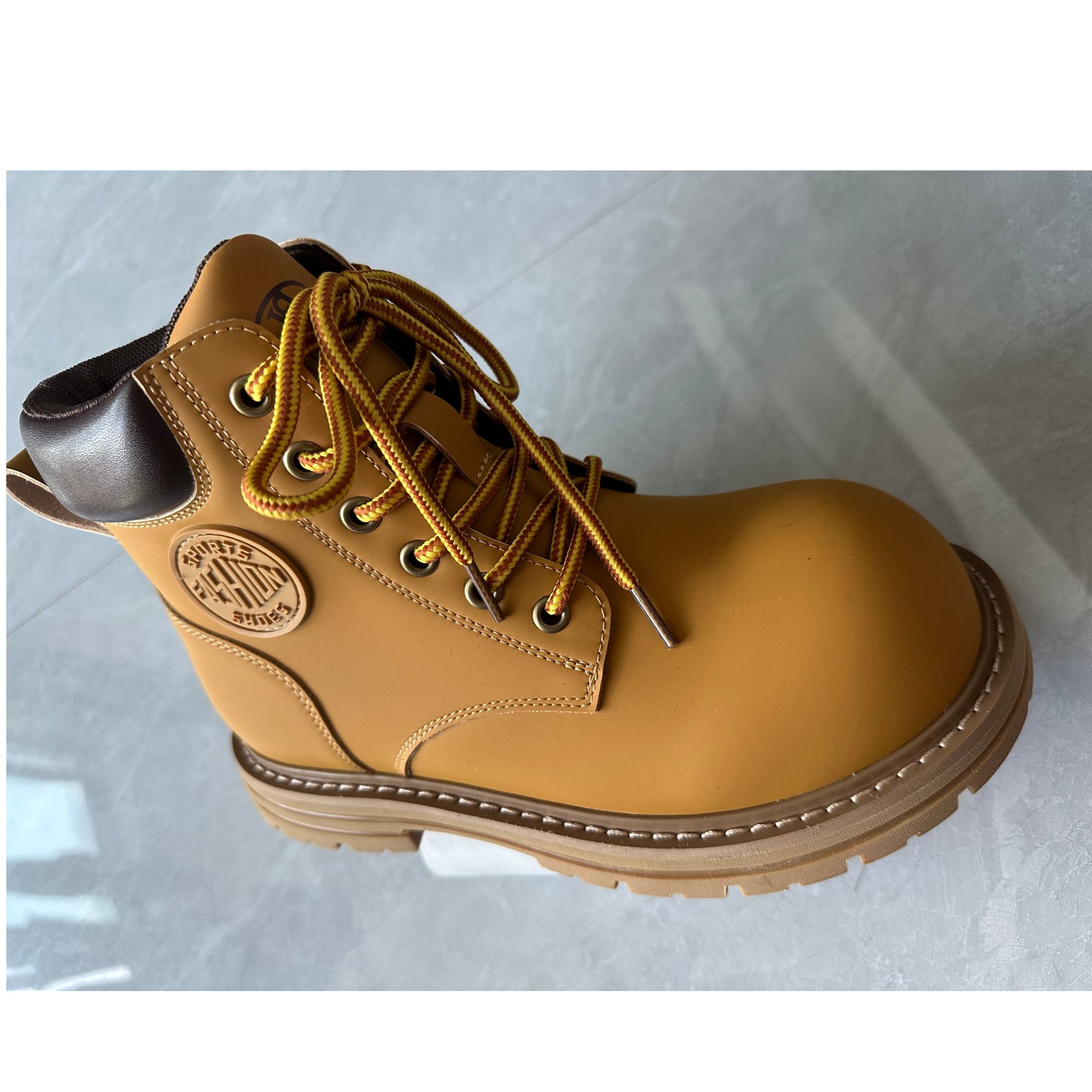 H户外厚底工装靴百搭马丁靴250102