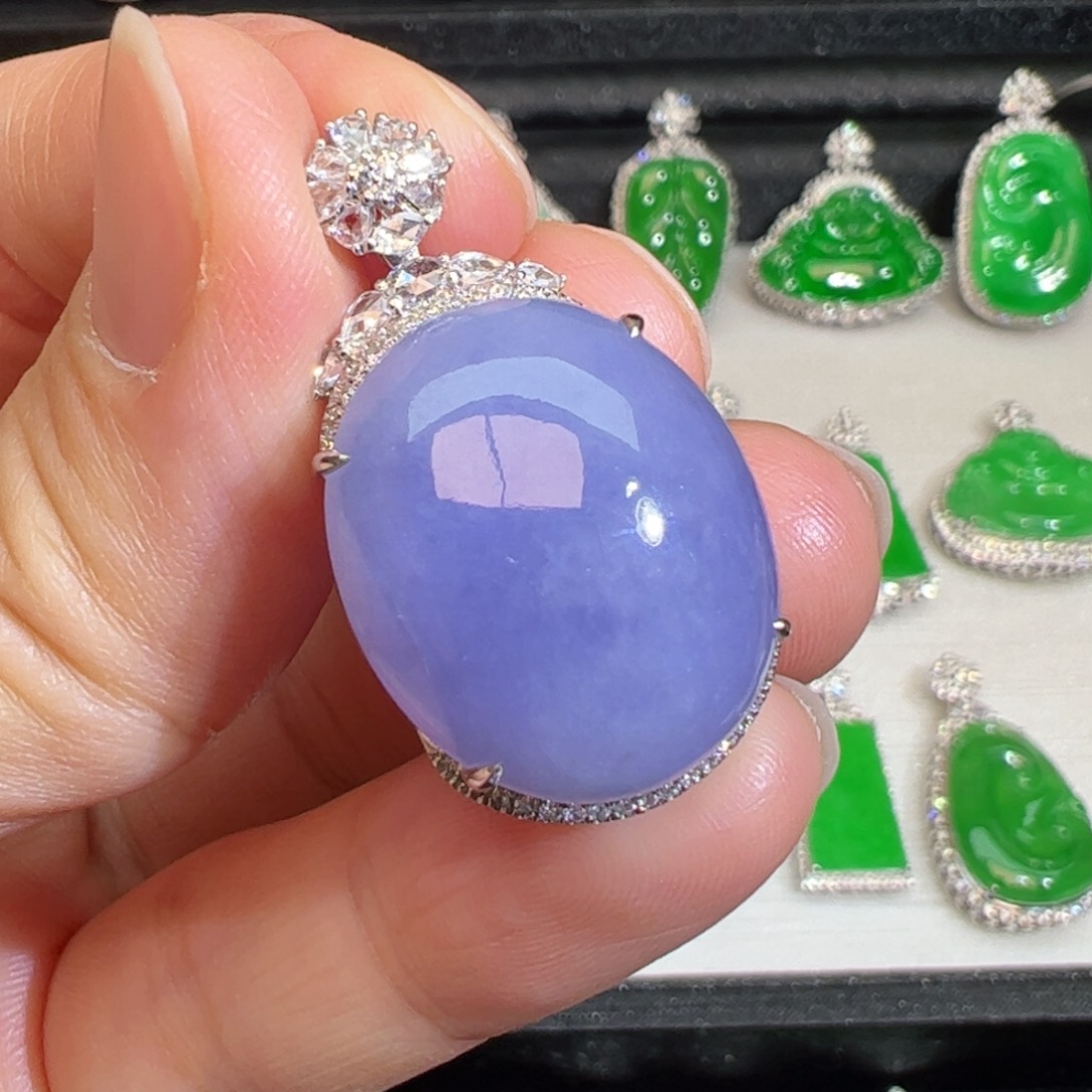 翡翠吊坠(不含链)18K金镶嵌