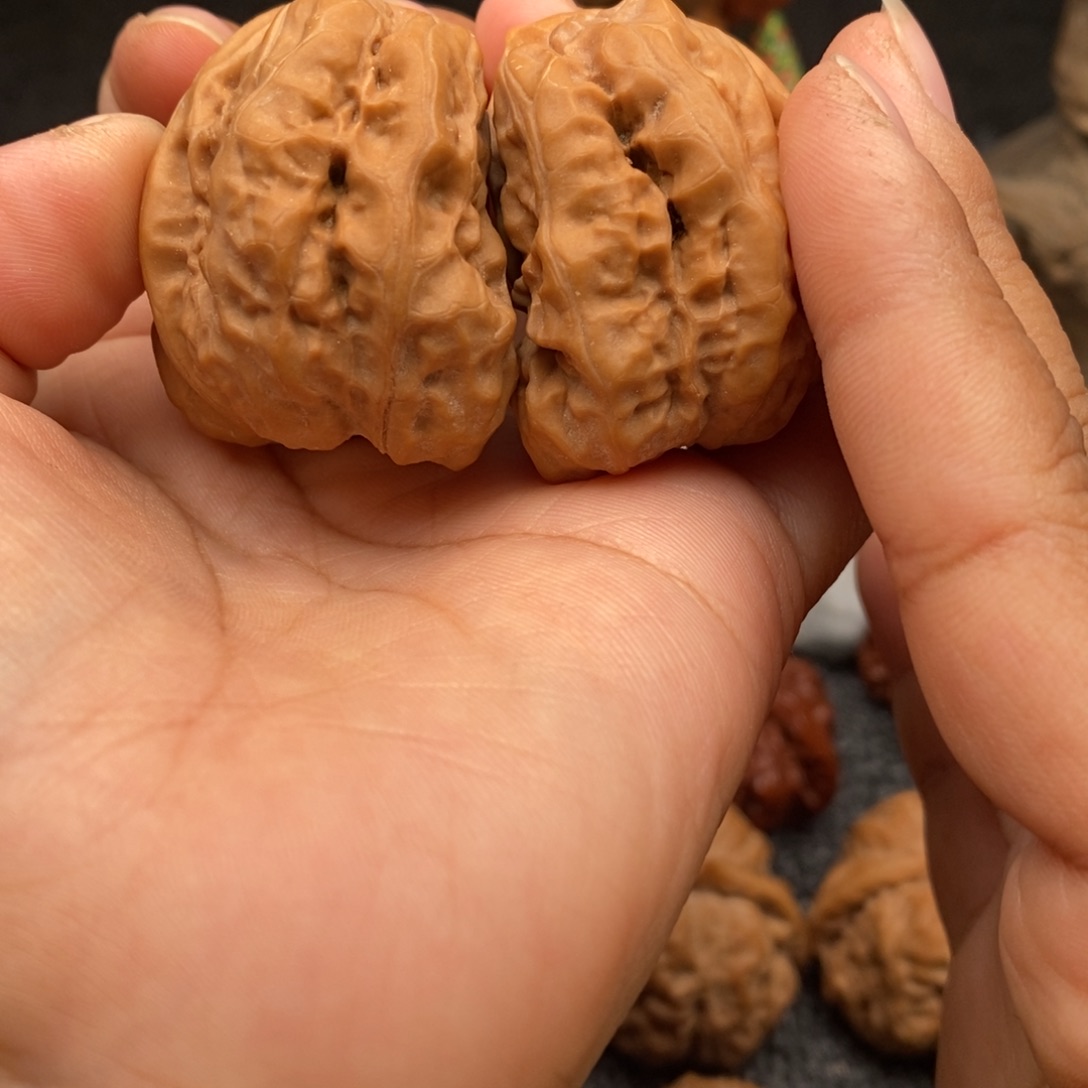 把件文玩核桃蛤蟆头半壁