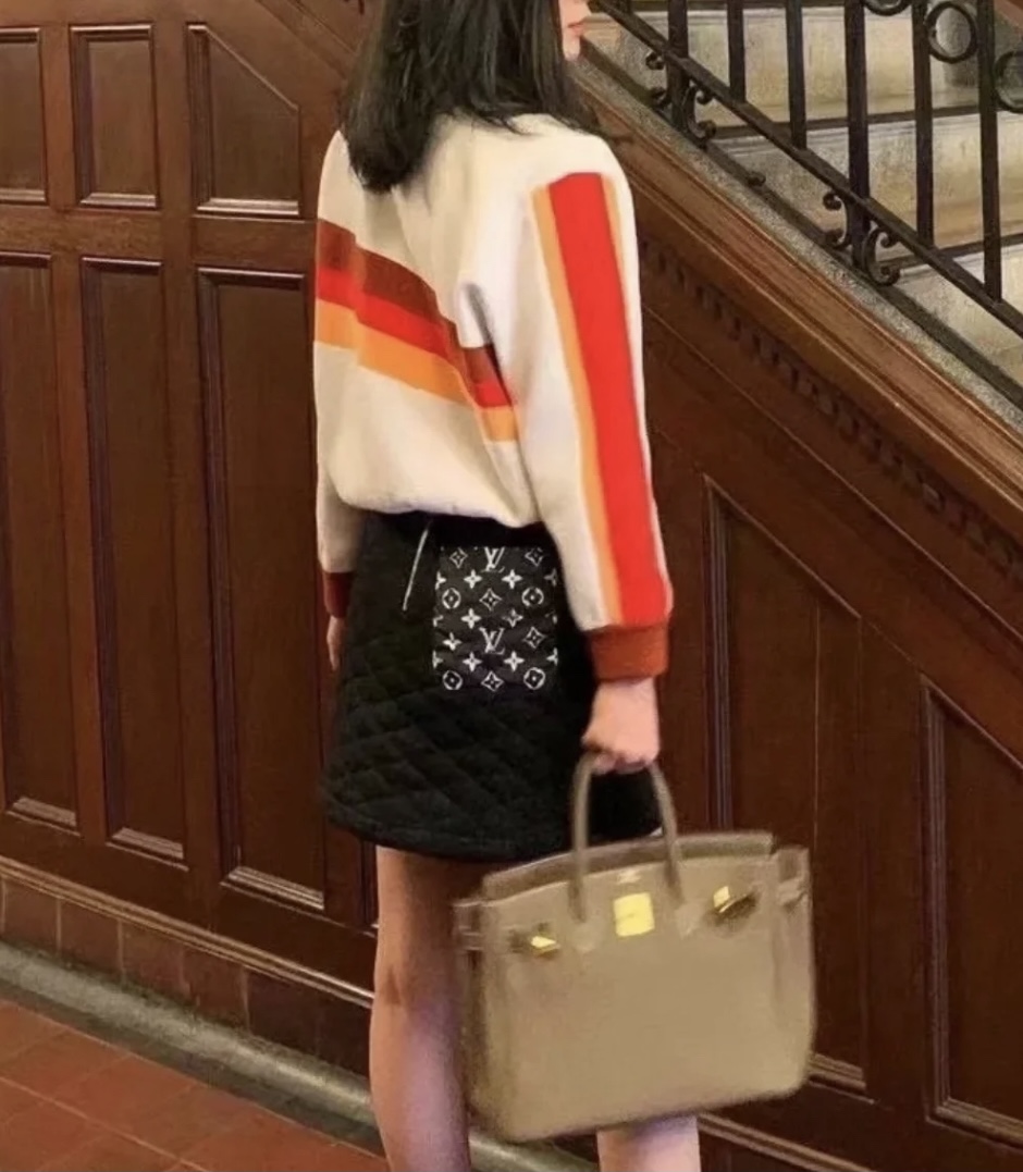 99新 LouisVuitton/路易威登 cc272 LV 老花拼接logo半身裙 xs码.