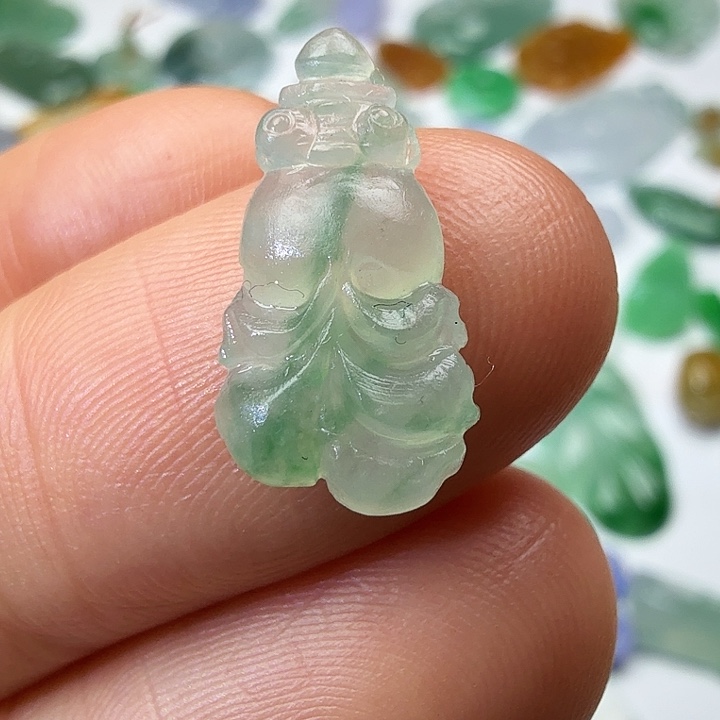 定制翡翠未镶嵌天然缅甸翡翠金鱼