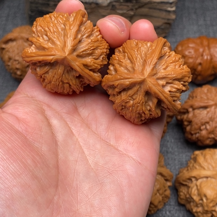 吊坠文玩核桃全品40玉龙三棱