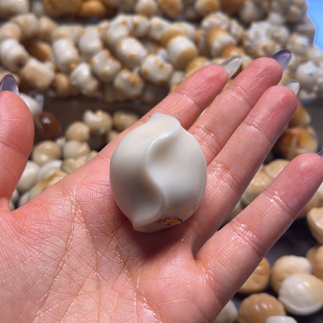 吊坠菩提根/象牙果12.29.22手把件饺子