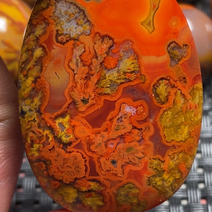 狼***子玛瑙/玉髓未镶嵌颈饰