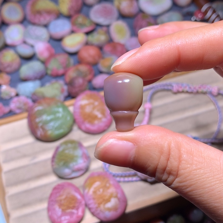 玛瑙/玉髓未镶嵌手链盐源玛瑙