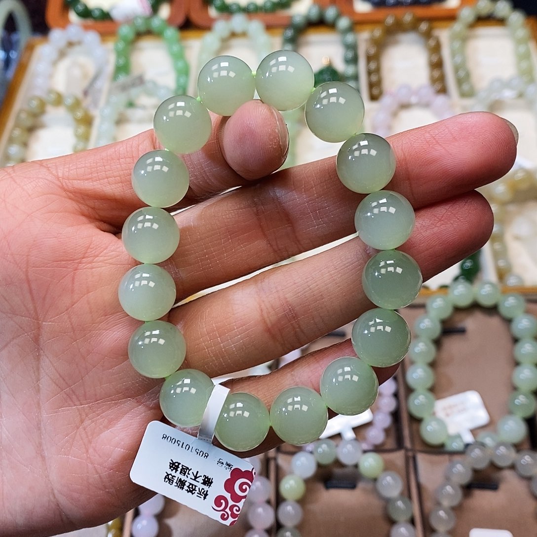 和田玉未镶嵌晴水12