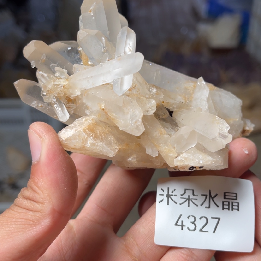 市***N水晶未镶嵌珠宝半成品