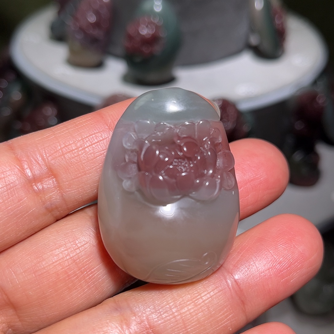 玛瑙/玉髓未镶嵌颈饰花开富贵