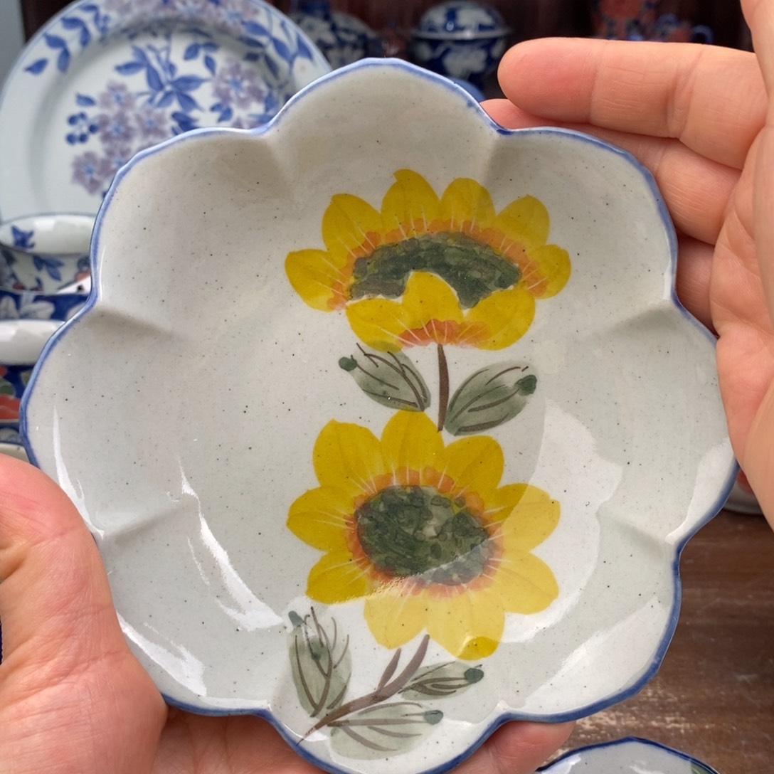 摆件Bhhhhhgggghggg