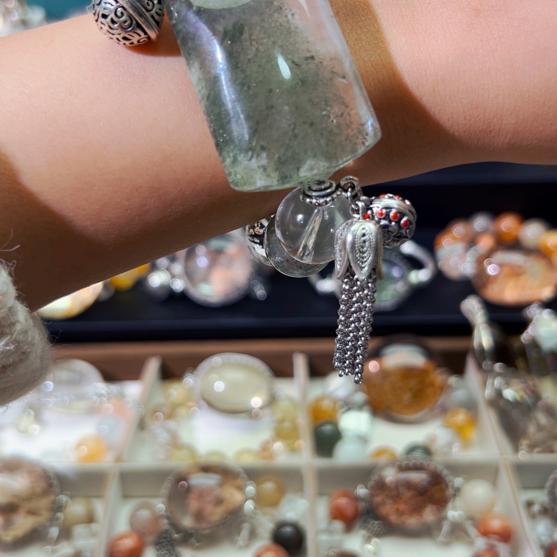 合金手链水晶珍**米手串