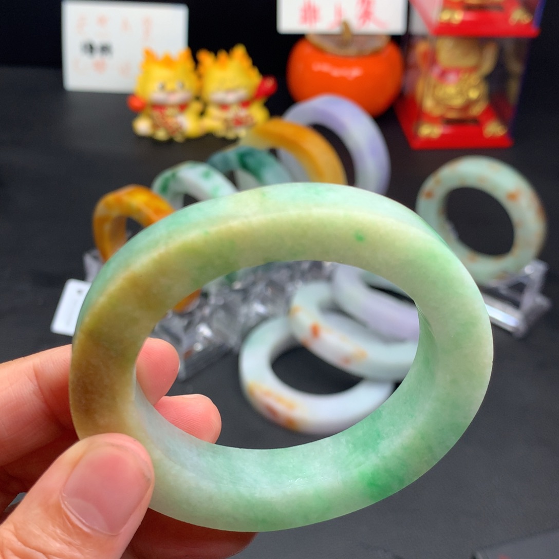 定制翡翠手镯未镶嵌