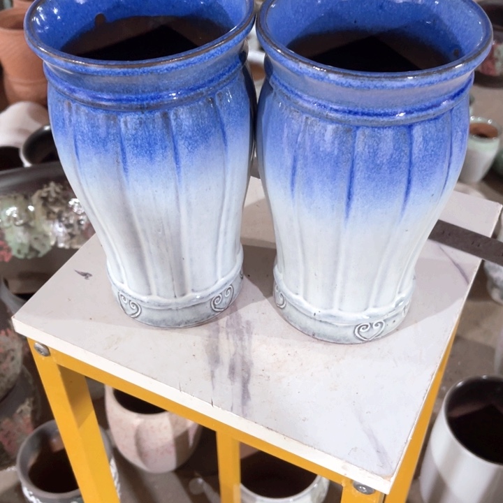 紫砂花盆口径13高度23两只正品
