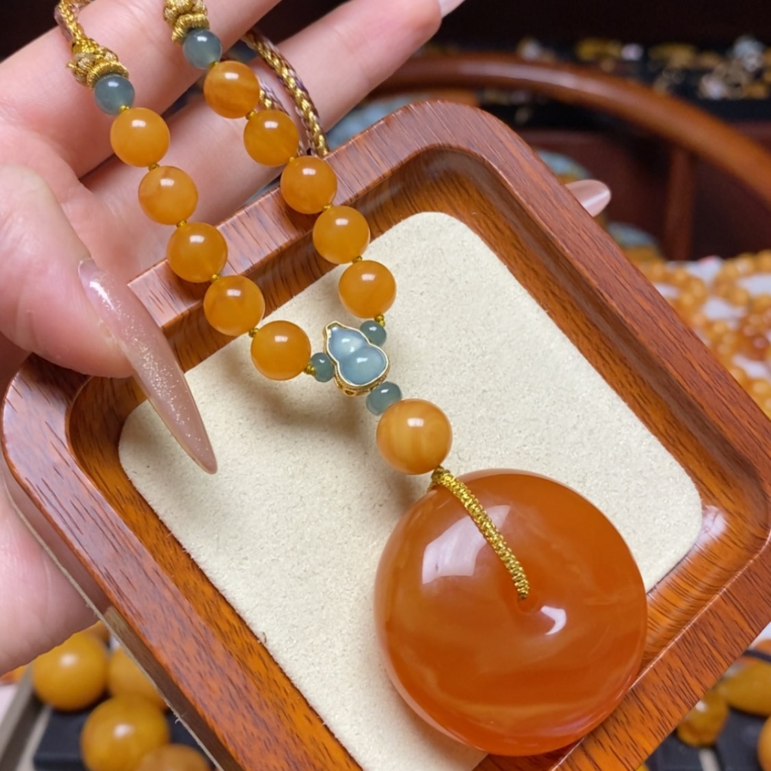 【闪购商品】蜜蜡颈饰未镶嵌项链