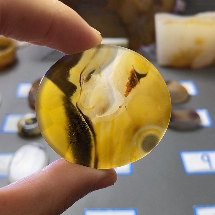 玛瑙/玉髓未镶嵌珠宝半成品76