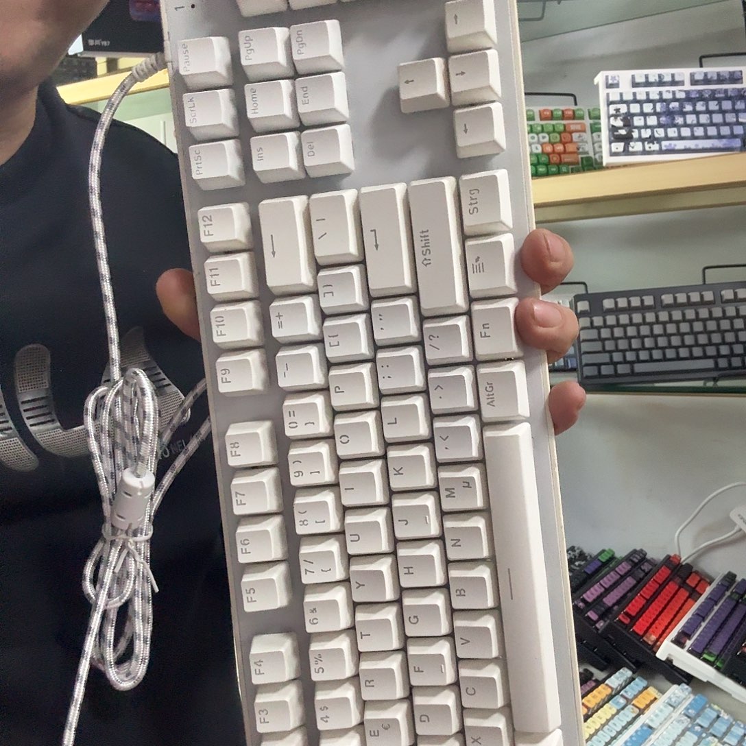 99新二手办公机械键盘