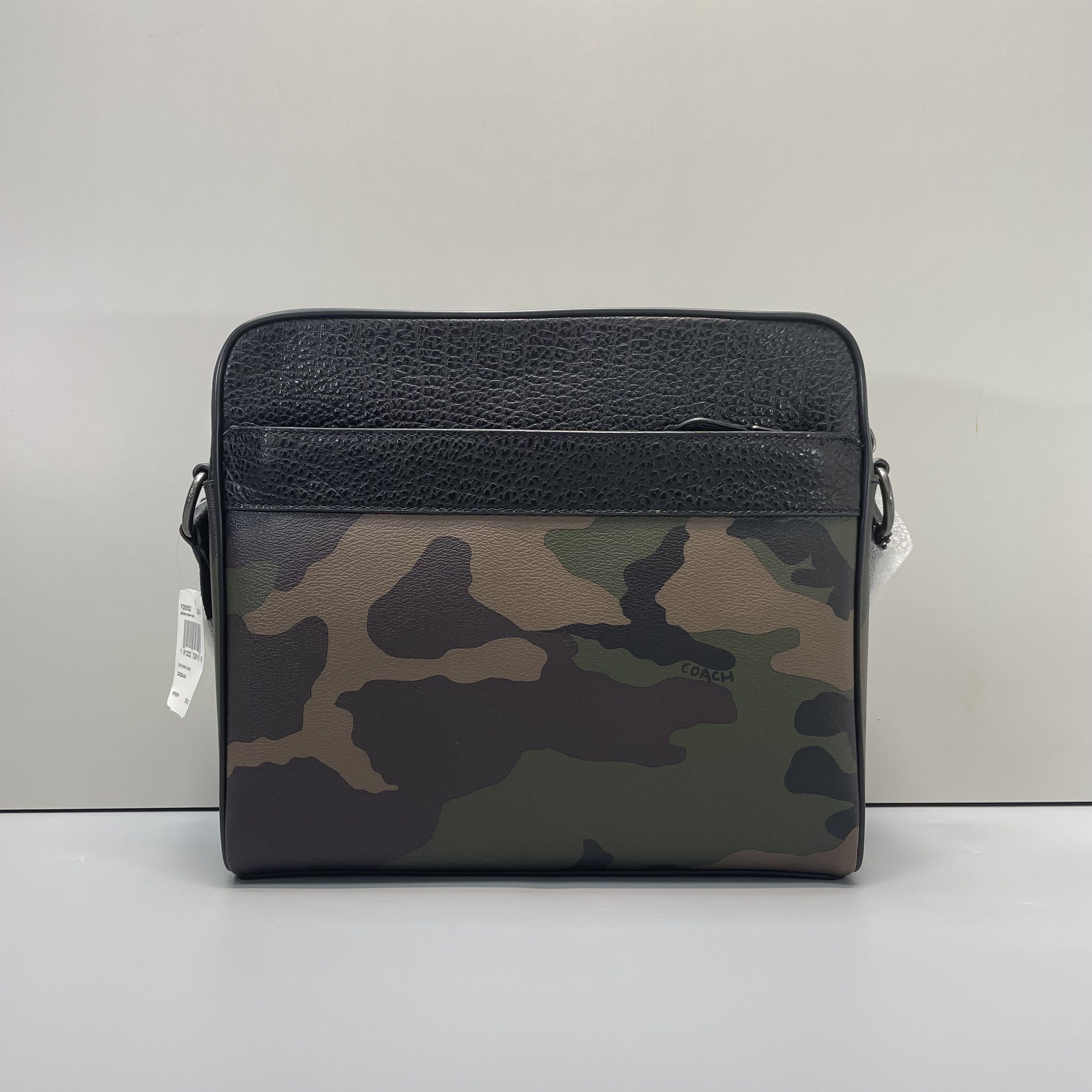 99新 COACH/蔻驰 小林/男士黑拼迷彩斜挎包28*25*5cmA100502