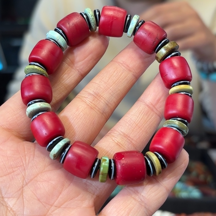 琉璃颈饰琉璃单珠