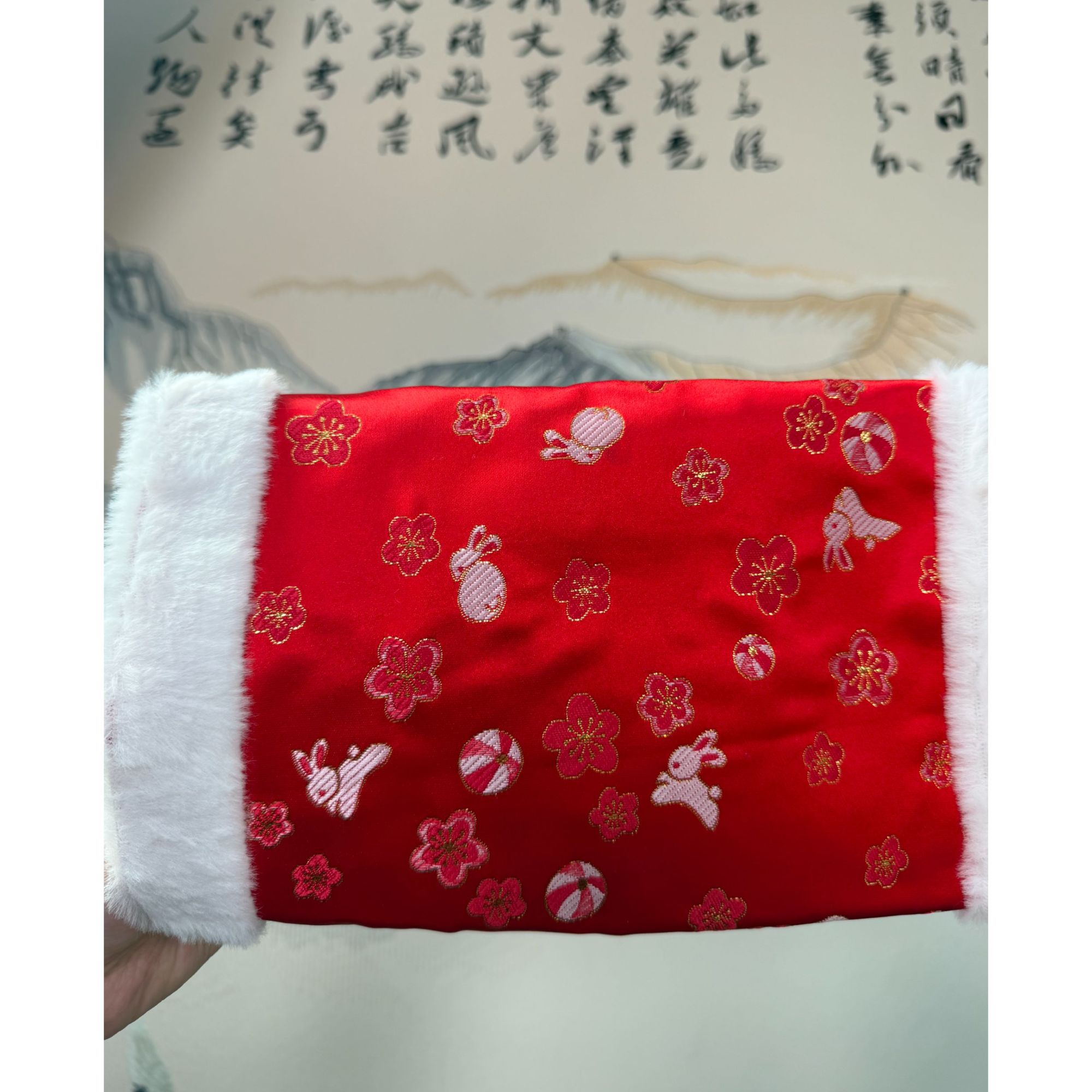 冬季复古绸缎民族风暖手筒抱枕手捂子