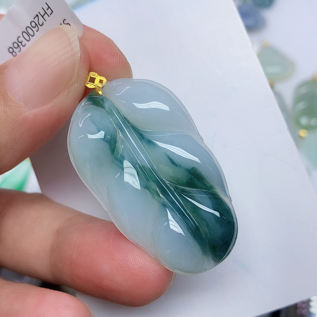 翡翠18K金镶嵌颈饰356789