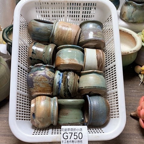 紫砂花盆750微瑕品口径3到4左右