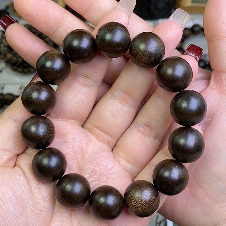 沉香手串i***i越南芽庄白棋楠玉化沉水