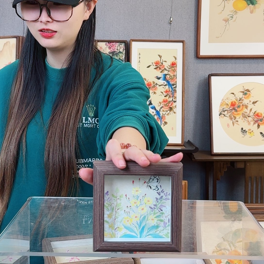 国画纯手绘，纯手写带框尺寸：12×12厘米