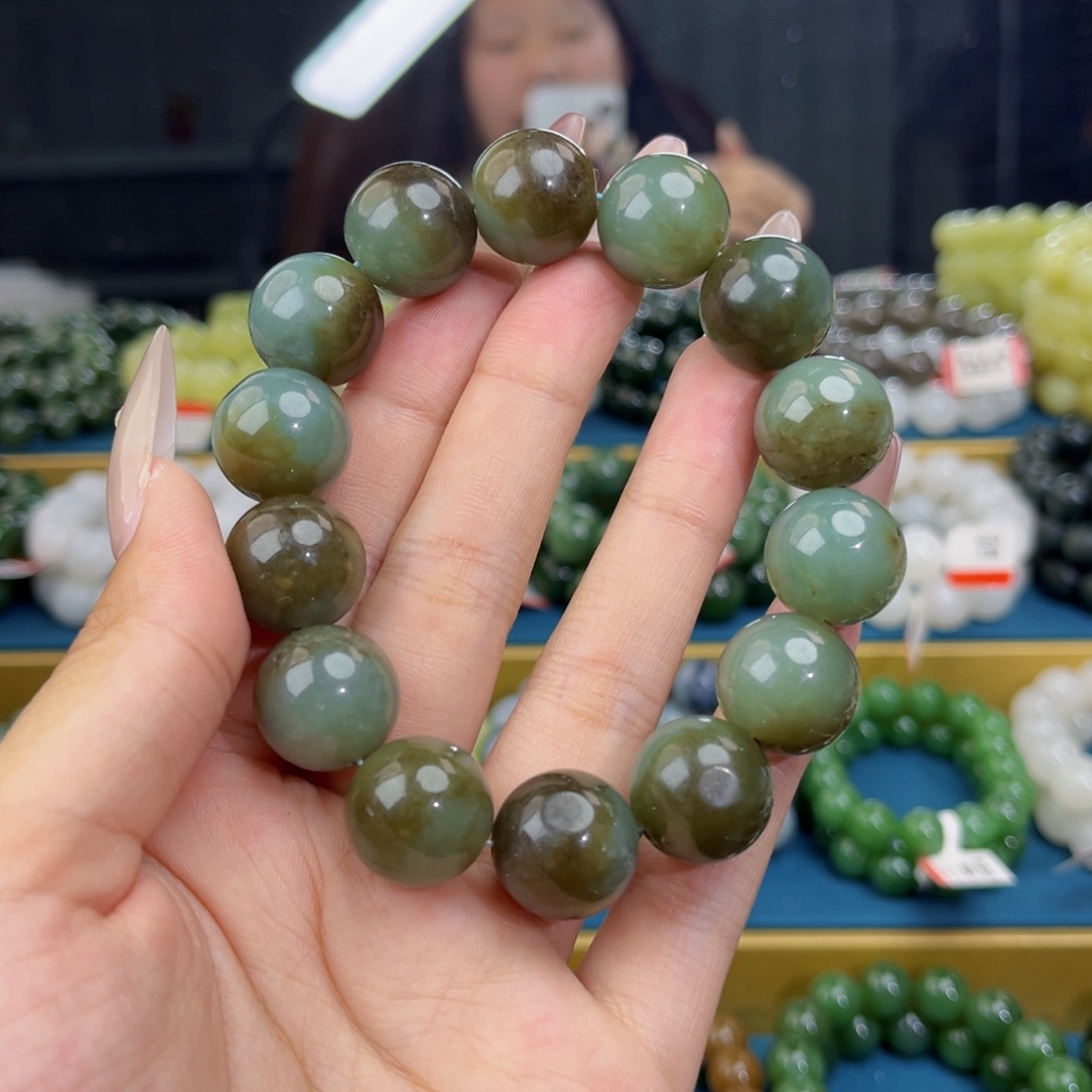 和田玉未镶嵌手链天然和田玉新疆且末料带糖手串16微瑕