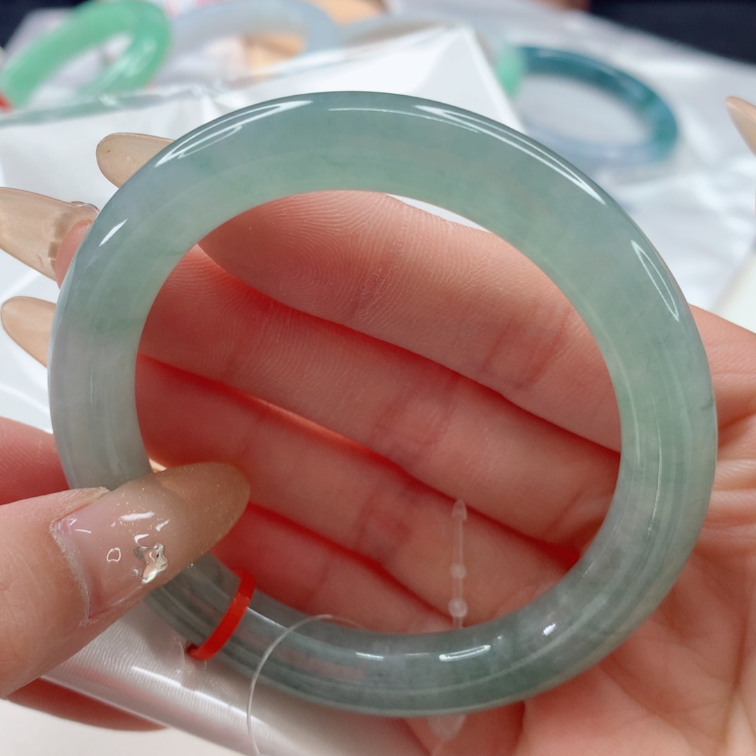 翡翠手镯未镶嵌54 圆条