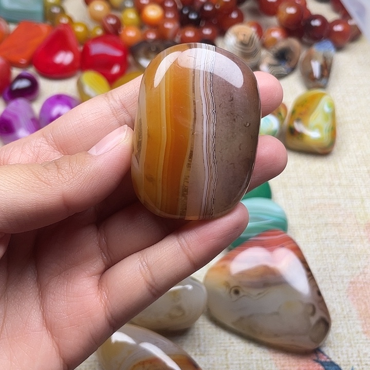 星***方玛瑙/玉髓未镶嵌珠宝半成品