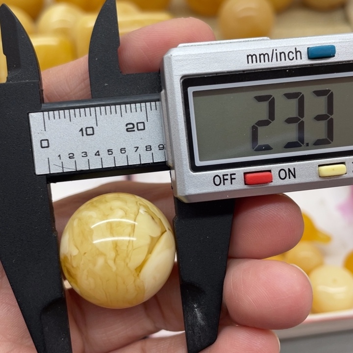 琥珀裸石未镶嵌蜜蜡